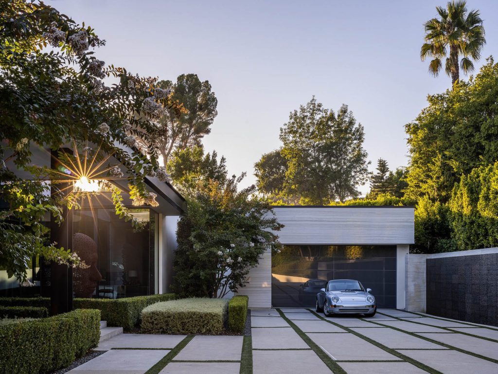 Tower Grove Estate - 1251 Tower Grove Dr, Beverly Hills, CA, USA - 2