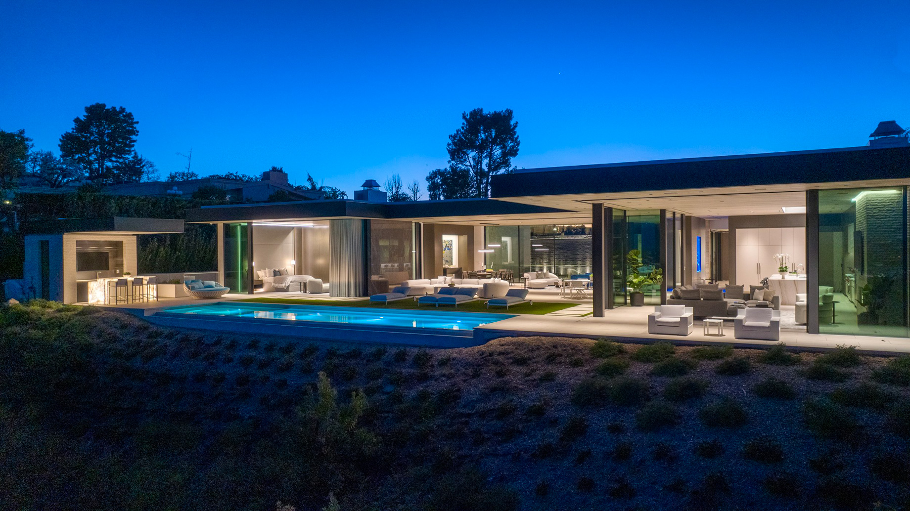 Walker Drive House – 445 Walker Dr, Beverly Hills, CA, USA – 23