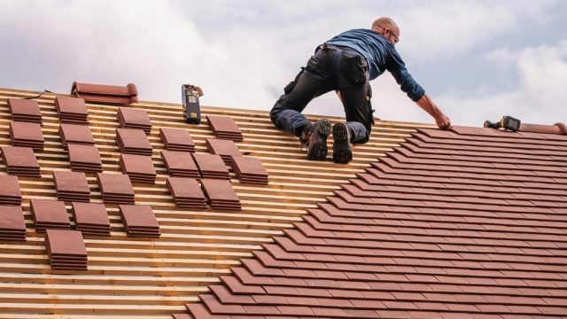 4 Reasons to Choose a Professional Roofing Company