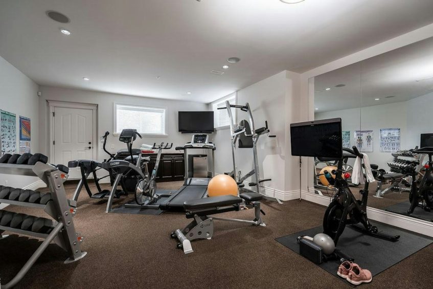 136 Deerview Lane, Anmore, BC, Canada - 16