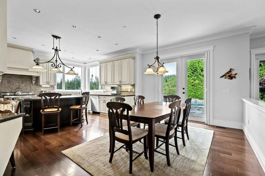 136 Deerview Lane, Anmore, BC, Canada - 5