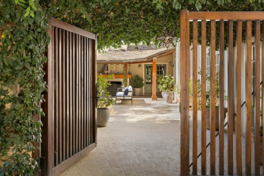 4750 Encino Ave, Encino, CA, USA - Luxury Real Estate - 4
