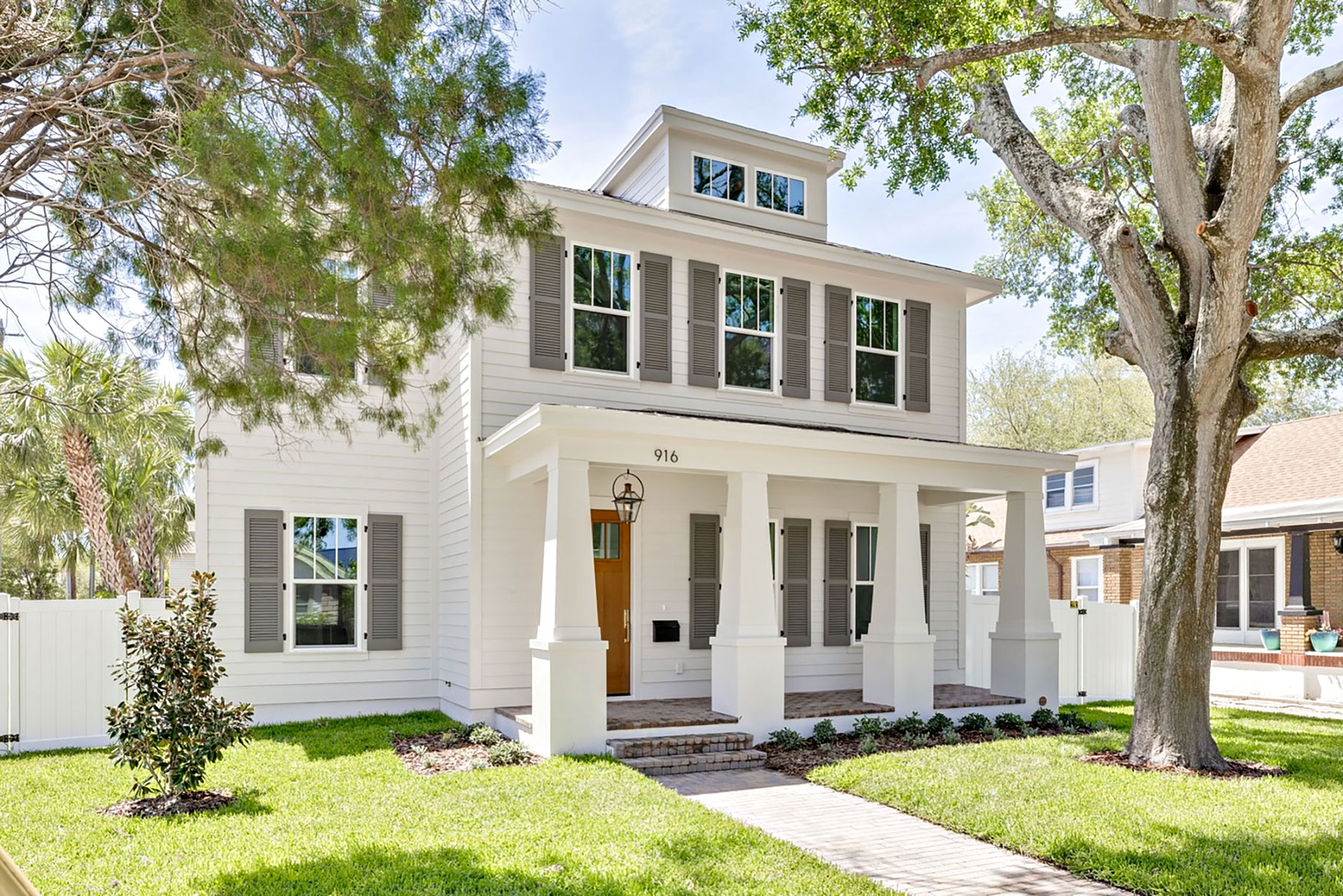 House in Crescent Heights, St. Petersburg, Florida, USA