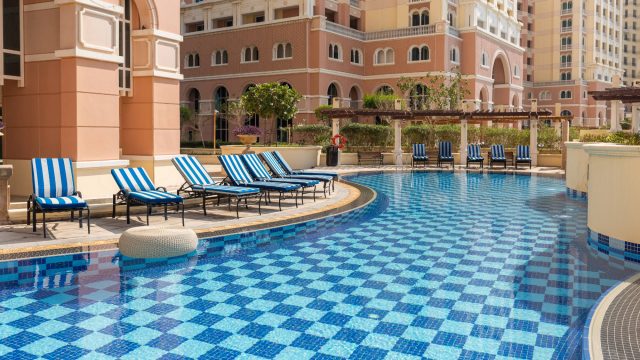 The Pearl Qatar - Porto Arabia - Swimming Pool at Luxury Apartments