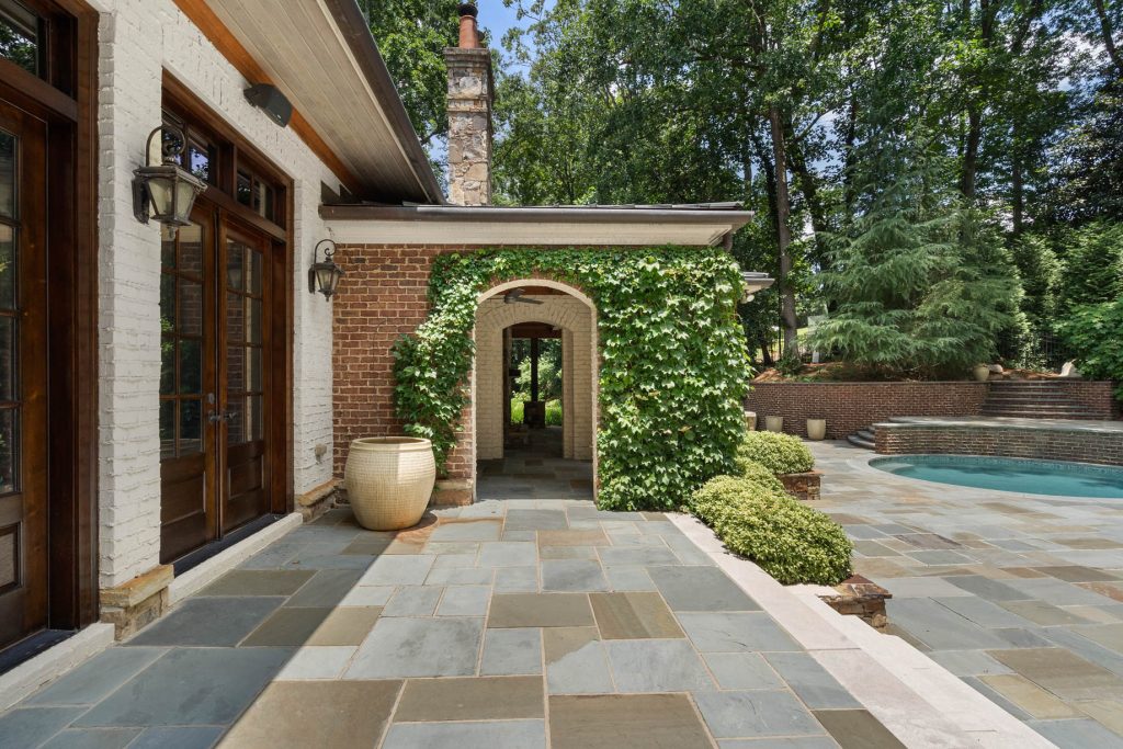 4375 Mount Paran Pkwy NW, Atlanta, GA, USA - 86