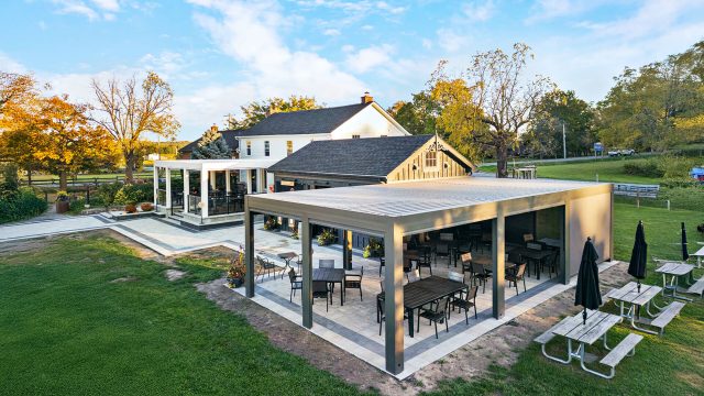 Aluminum Louvered Pergola