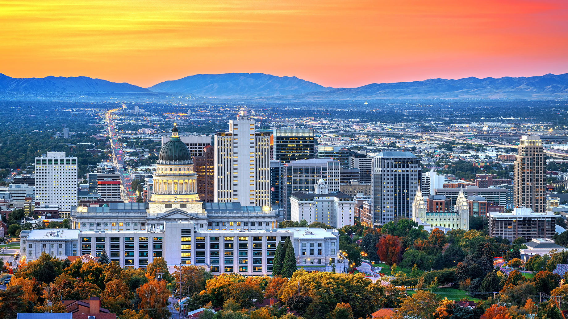 Cityscape of Salt Lake City, Utah, USA at Dawn