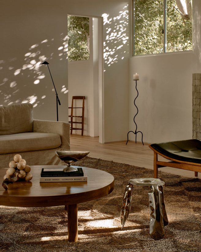 Mid-Century Style Brentwood Home - Benmore Ter, Los Angeles, CA, USA - 11