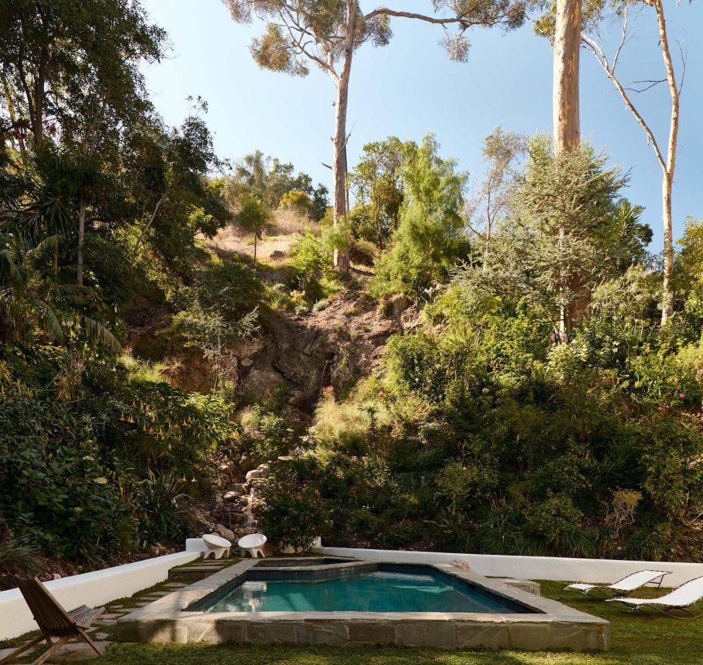 Mid-Century Style Brentwood Home - Benmore Ter, Los Angeles, CA, USA - 28