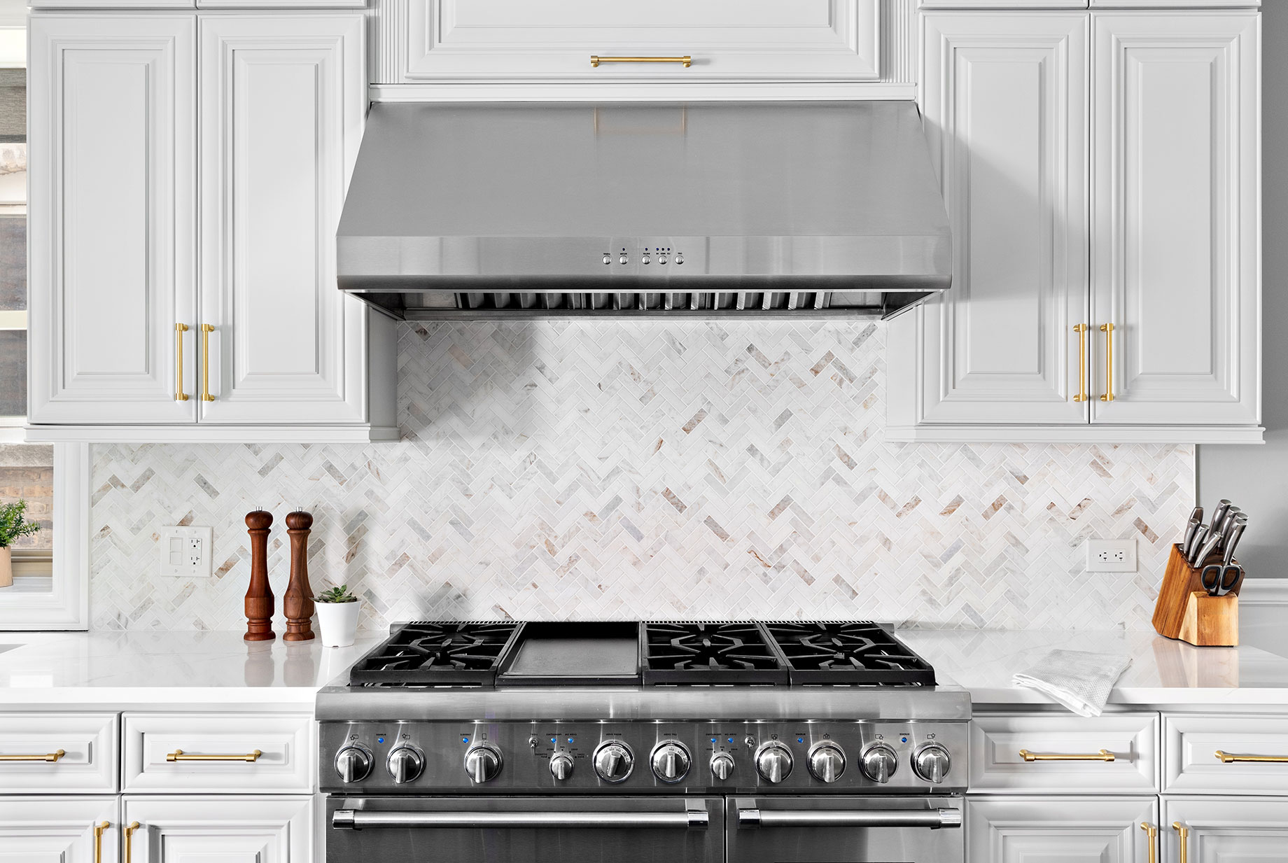 Stainless Steel Stove and Ductless Range Hood