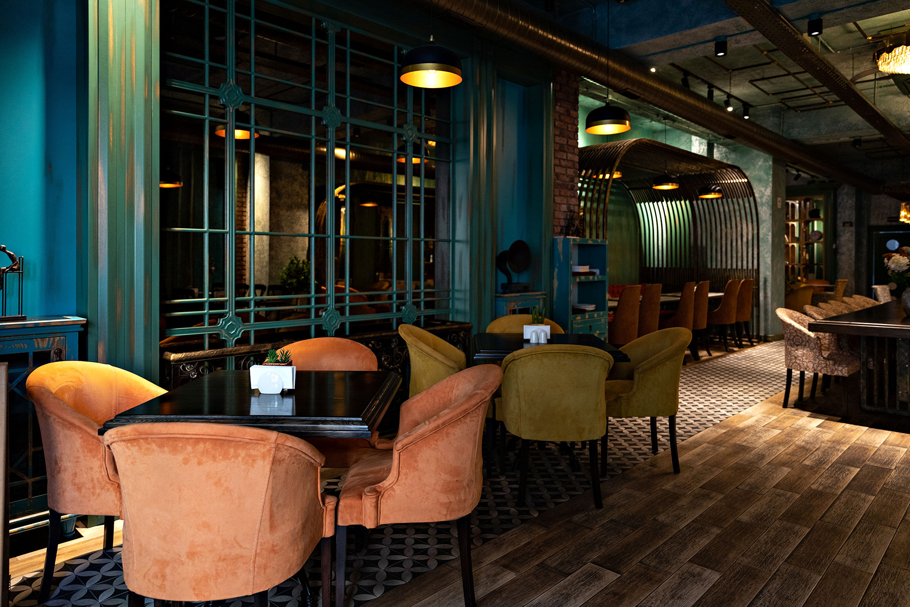 Stylish Restaurant Interior for Dinner