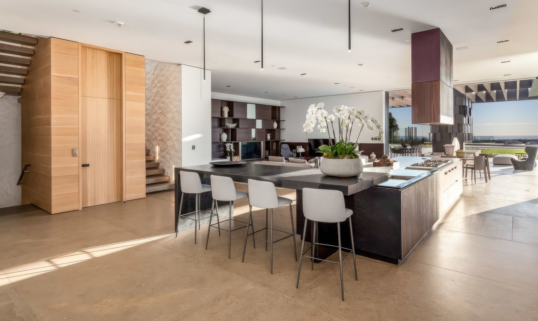 Bentley Residence – 281 Bentley Cir, Los Angeles, CA, USA – 12