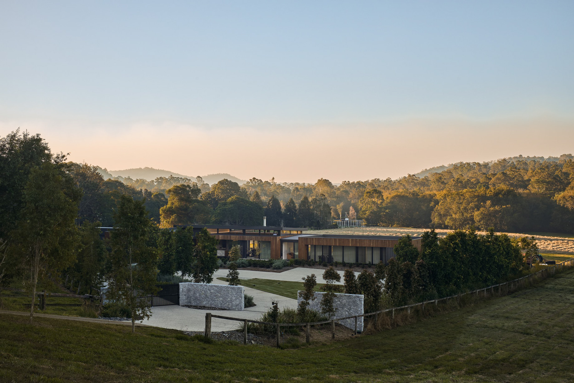 Brookfield House – Upper Brookfield, Qld, Australia – 1