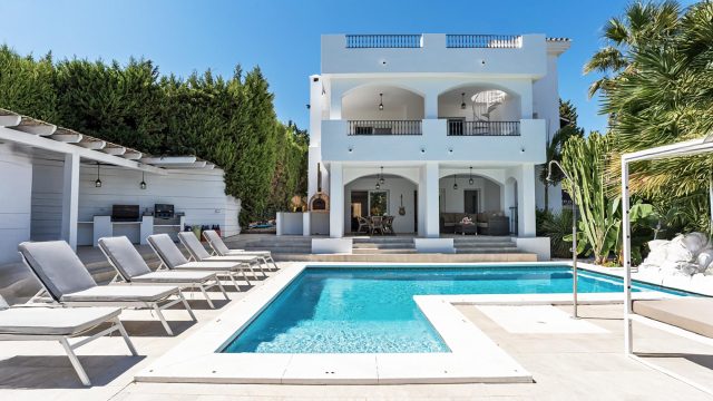 Detached Villa in Nueva Andalucía, Marbella, Málaga, Andalusia, Spain