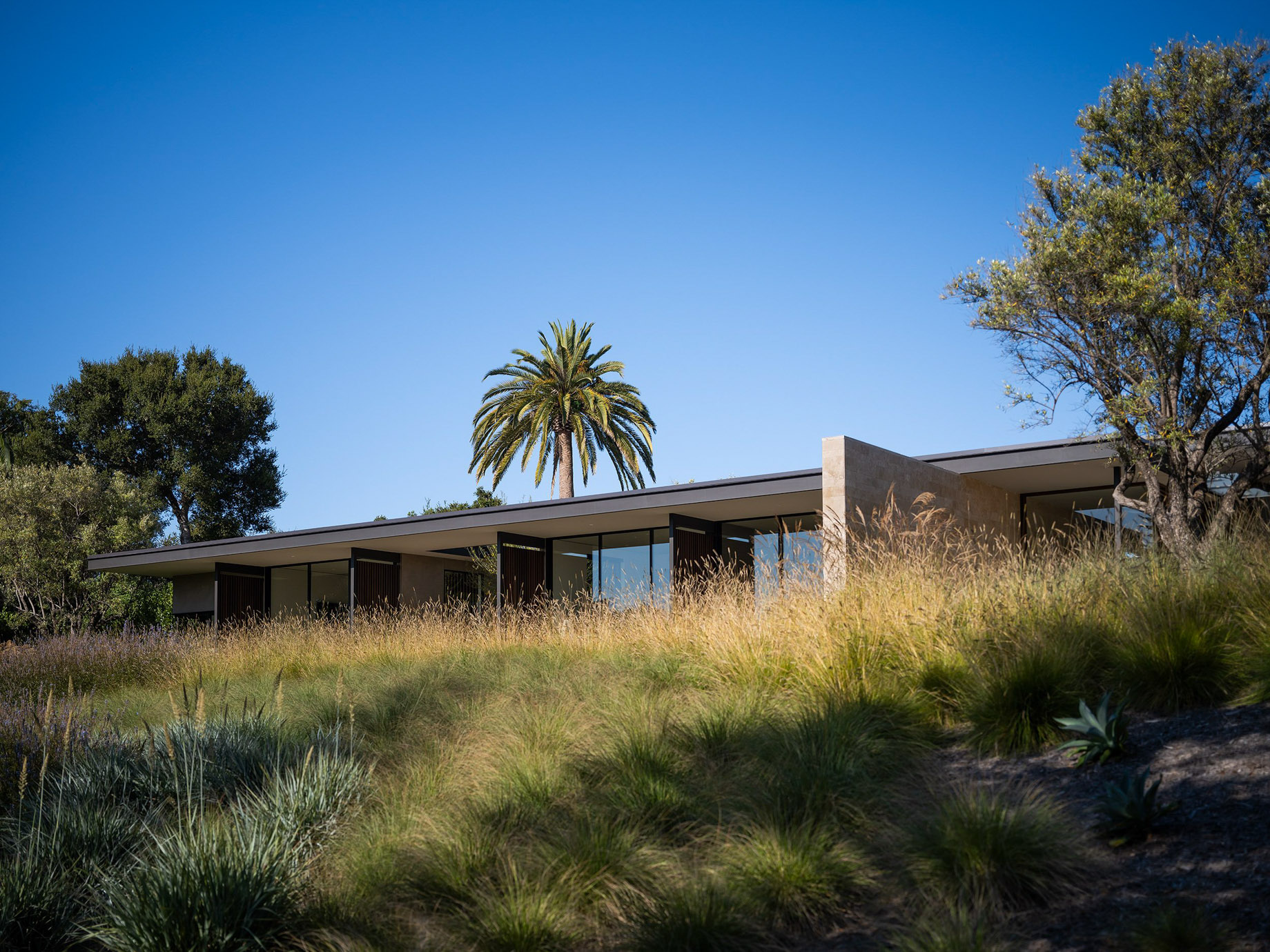 Midcentury Modern Hope Ranch Residence – Santa Barbara, CA, USA – 2
