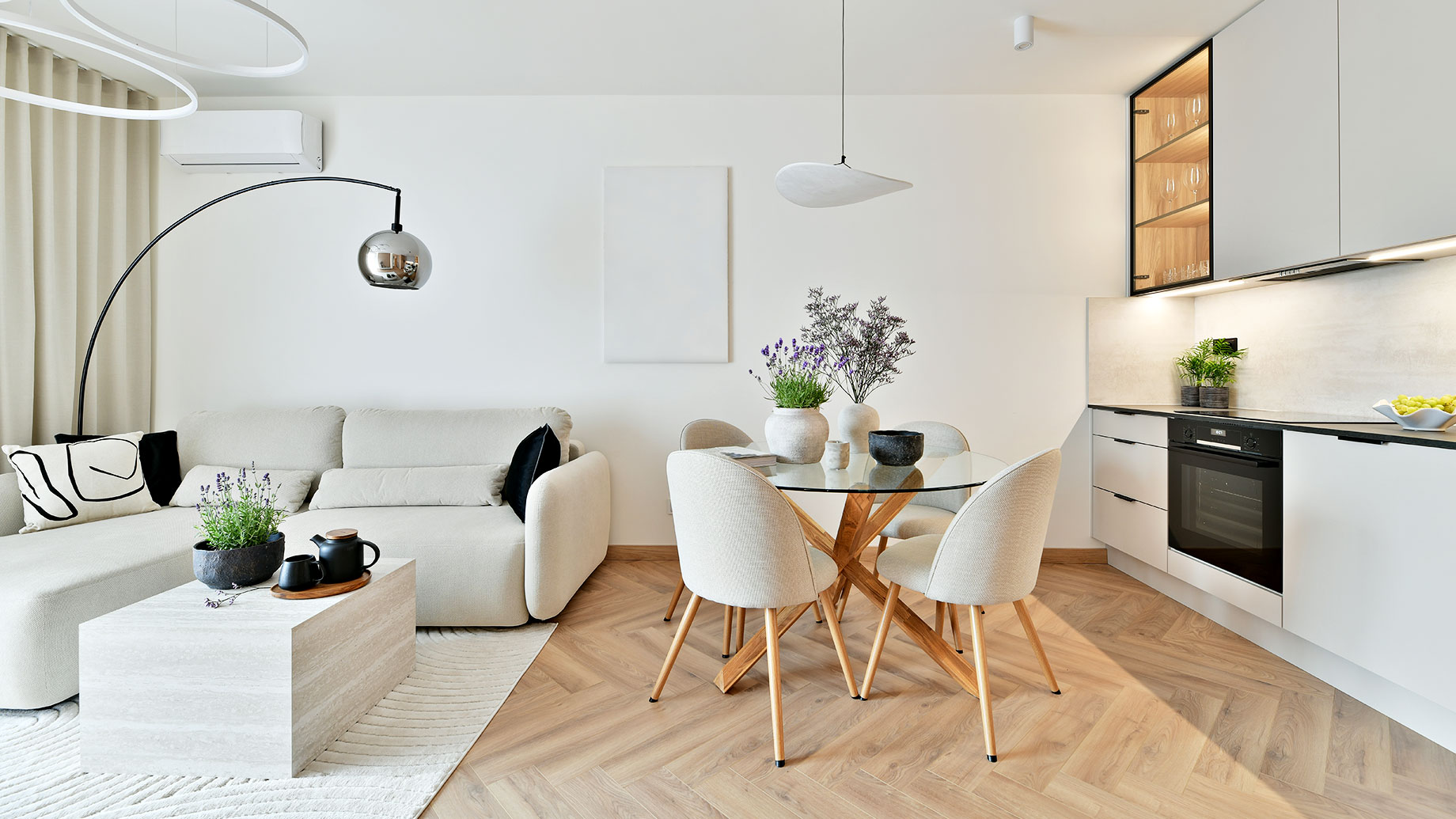 Modern Open-Plan Living Room with Japandi Style