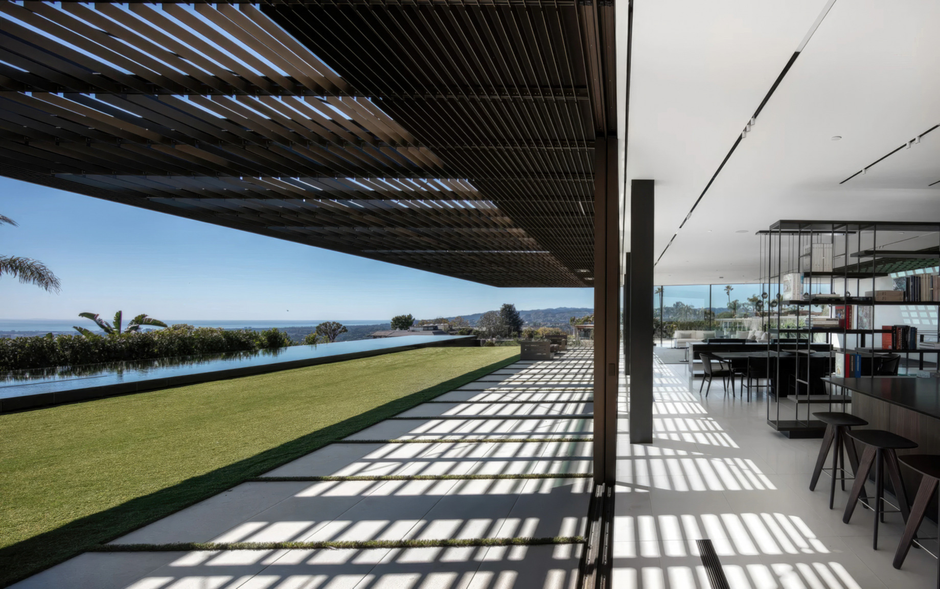 The Bronze House – 9344 Nightingale Dr, Los Angeles, CA, USA – 10