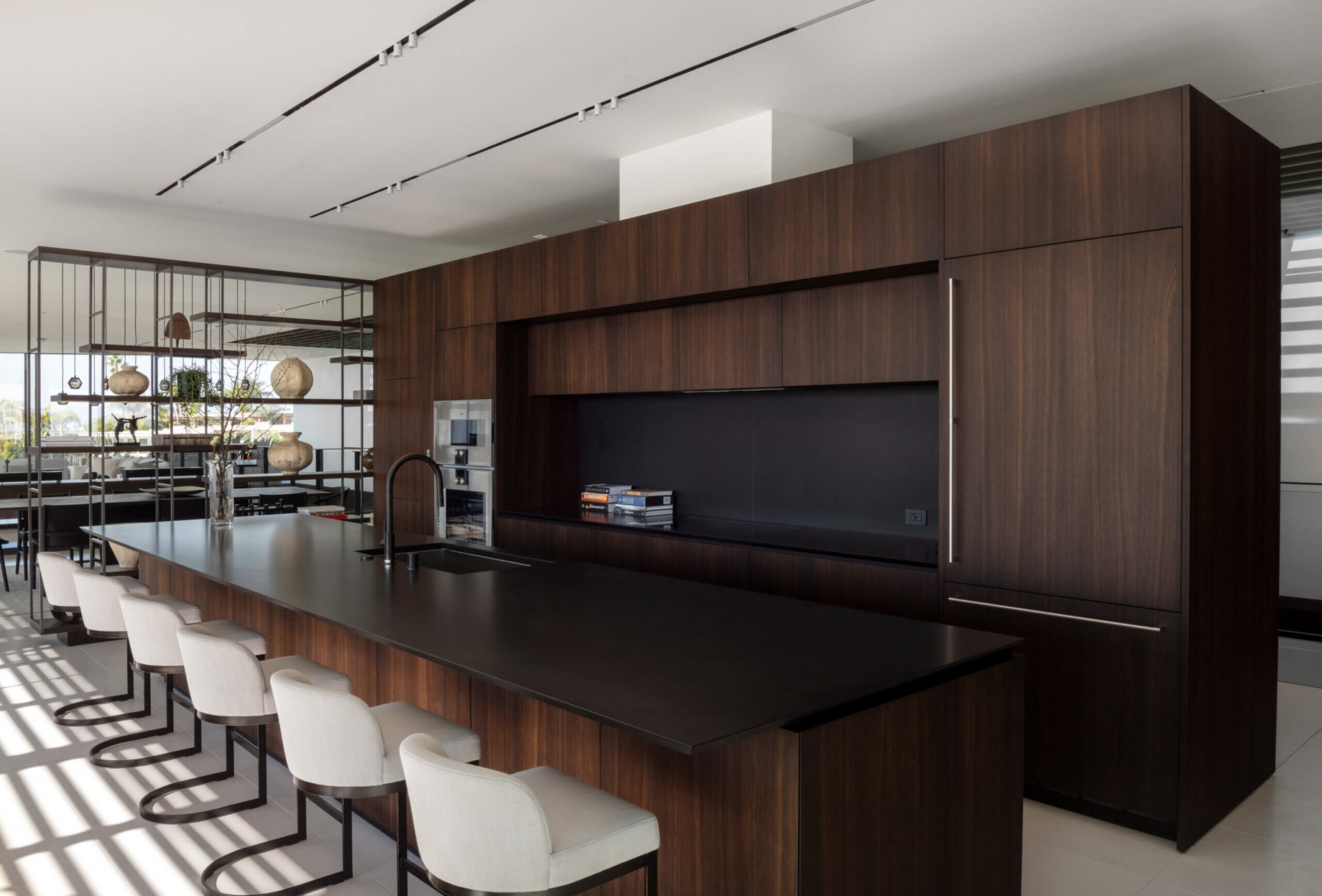 The Bronze House – 9344 Nightingale Dr, Los Angeles, CA, USA – 14