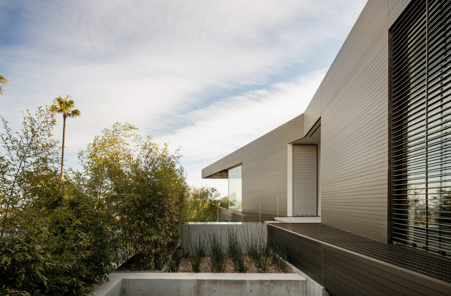 The Bronze House – 9344 Nightingale Dr, Los Angeles, CA, USA – 5