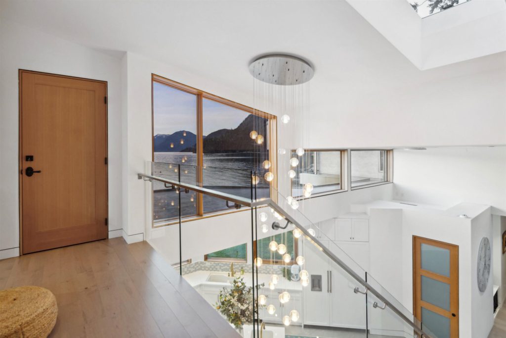 15 Brunswick Beach Rd, Lions Bay, BC, Canada - 22