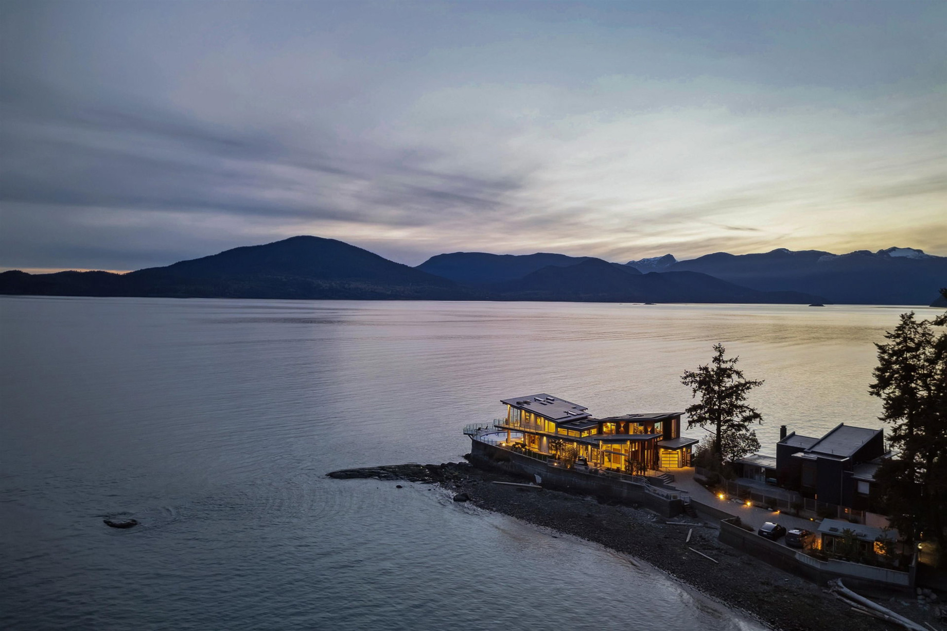 15 Brunswick Beach Rd, Lions Bay, BC, Canada – 37