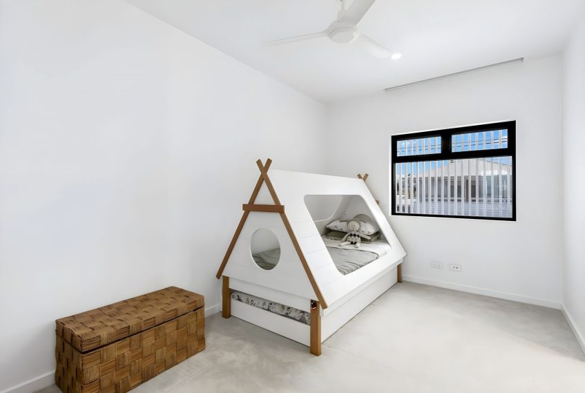 237 Jefferson Lane, Palm Beach, Queensland, Australia - 15