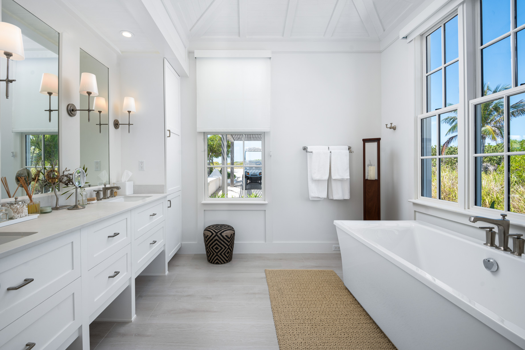 Adventure Cliff – 443 Columbus Beach Cottage, Ambergris Cay, Turks & Caicos Islands – 13