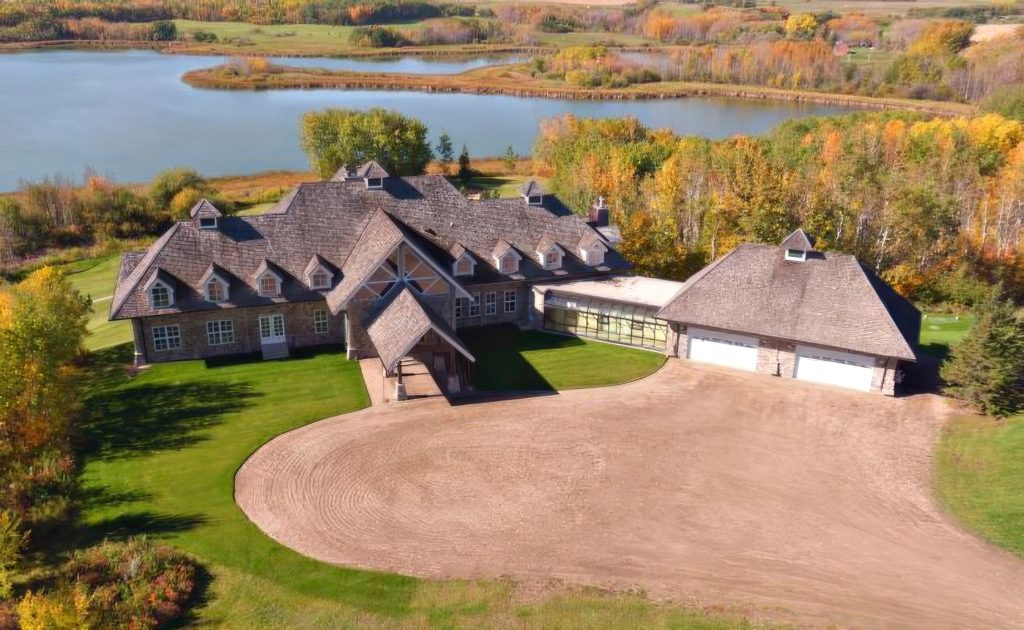 Pelican Lodge - Lacombe County, AB, Canada - 134