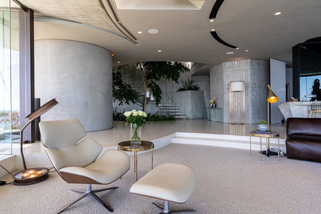 Pengilly House Iron Man Villa - Kloof Rd, Cape Town, South Africa - 14