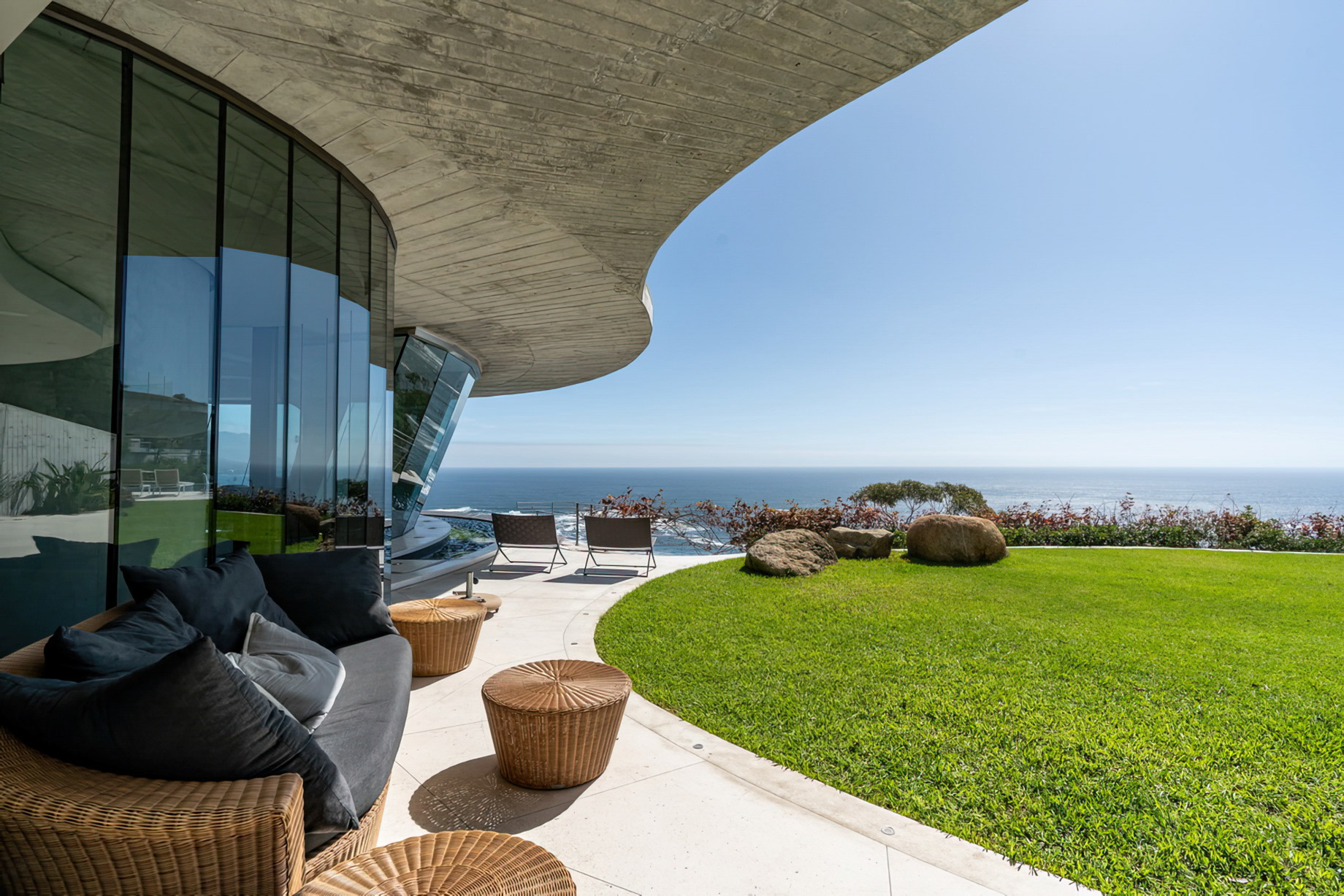 Pengilly House Iron Man Villa – Kloof Rd, Cape Town, South Africa – 27