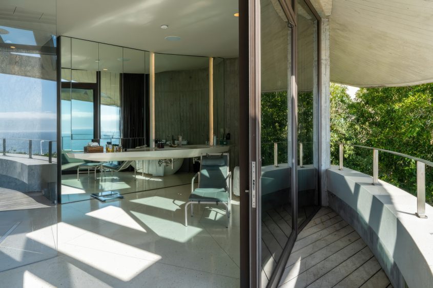 Pengilly House Iron Man Villa - Kloof Rd, Cape Town, South Africa - 40