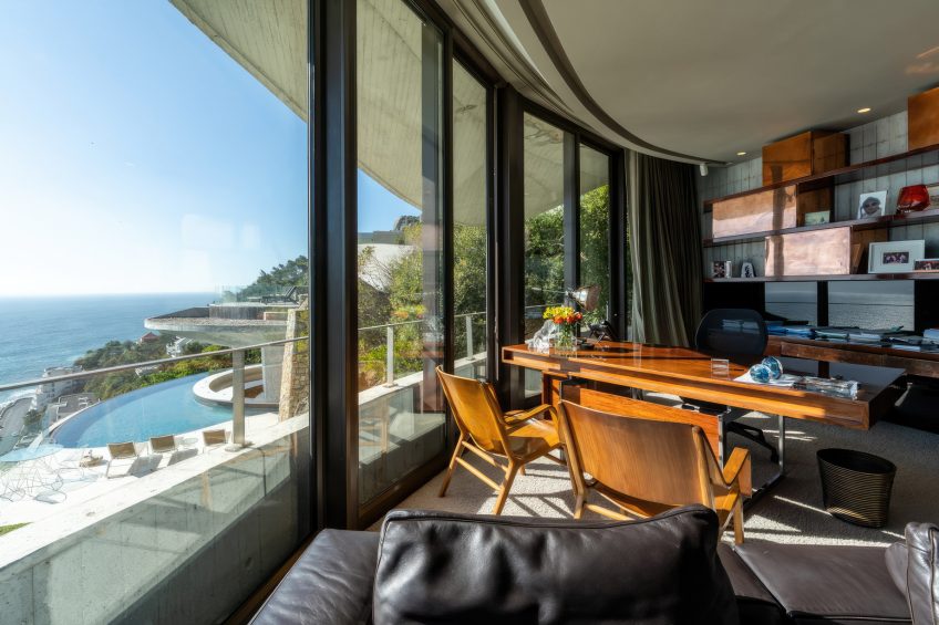 Pengilly House Iron Man Villa - Kloof Rd, Cape Town, South Africa - 57