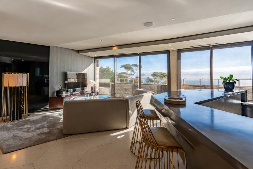 Pengilly House Iron Man Villa - Kloof Rd, Cape Town, South Africa - 59