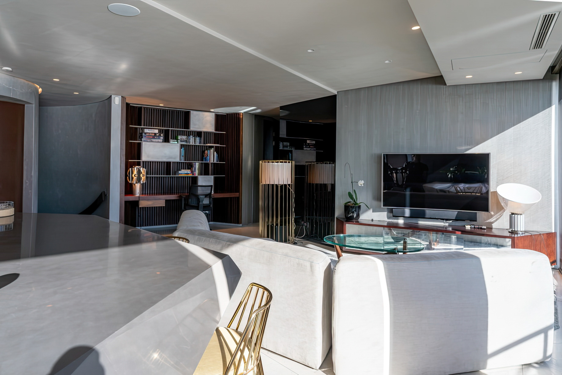 Pengilly House Iron Man Villa – Kloof Rd, Cape Town, South Africa – 60