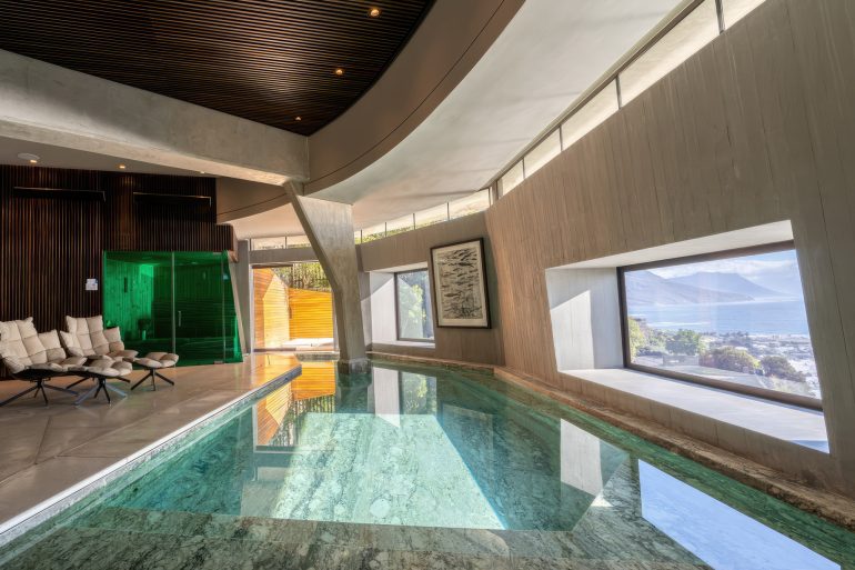 Pengilly House Iron Man Villa - Kloof Rd, Cape Town, South Africa - 80