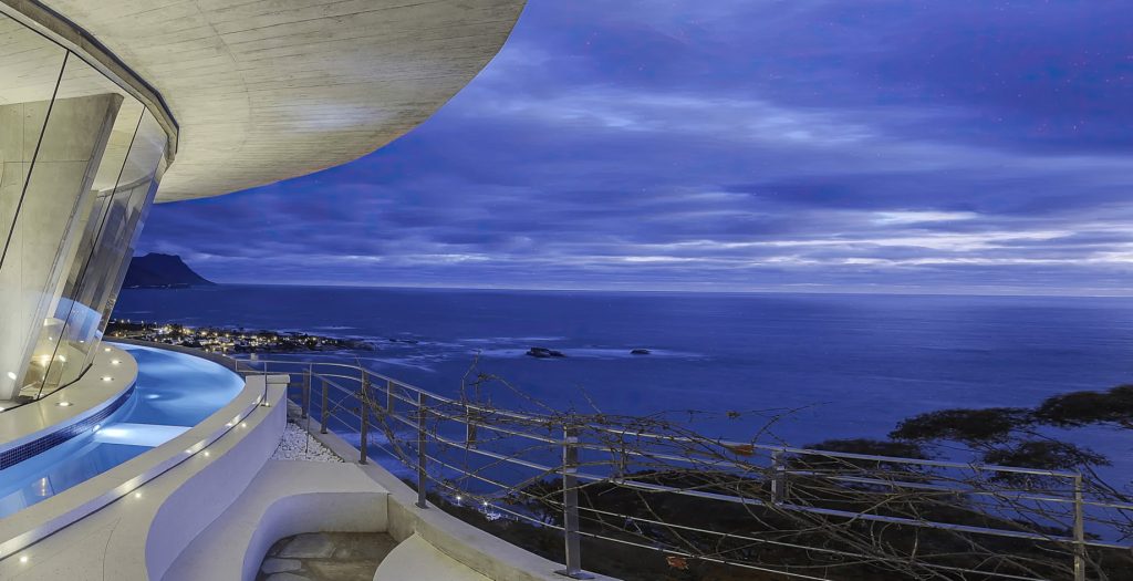 Pengilly House Iron Man Villa - Kloof Rd, Cape Town, South Africa - 97