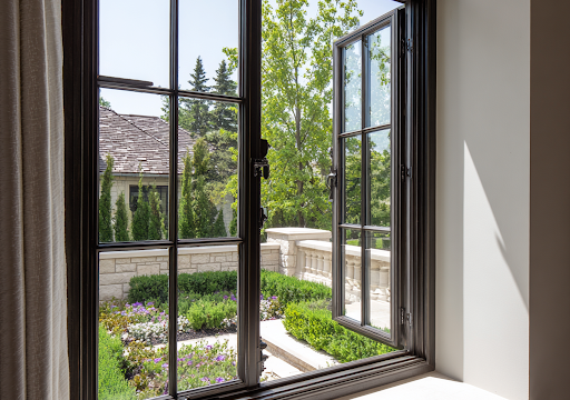 The Fenestration Statement: When Casement Windows Define Architectural Pedigree