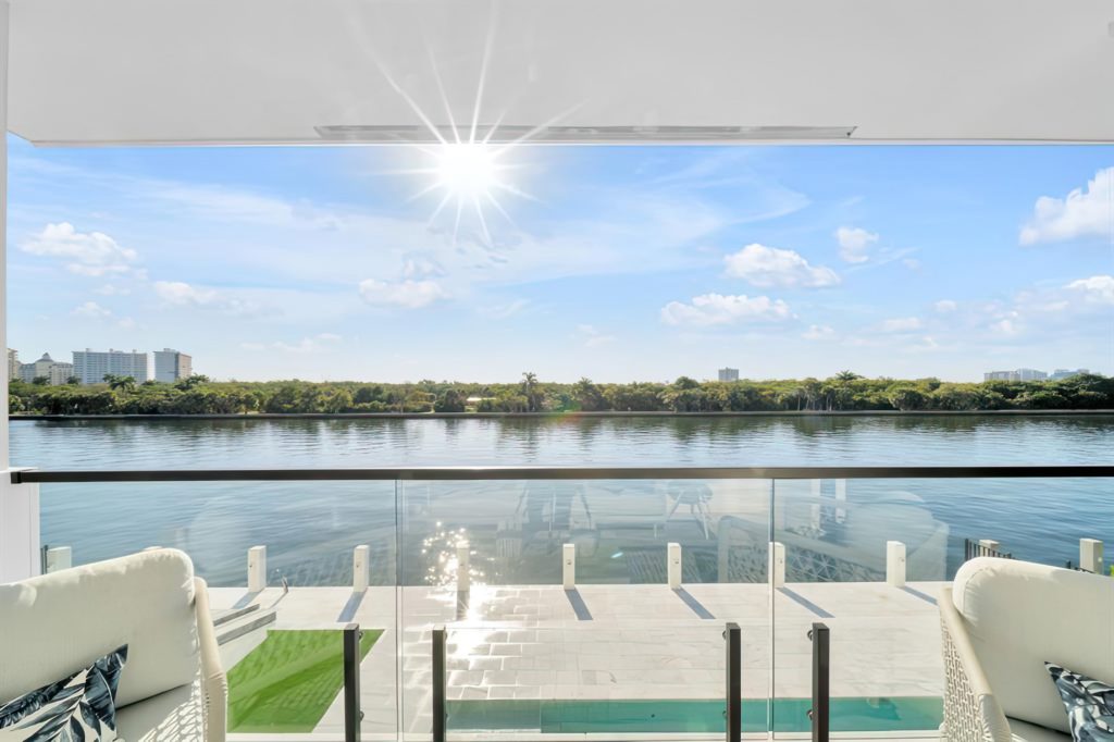 2010 Intracoastal Dr, Fort Lauderdale, FL, USA - 34