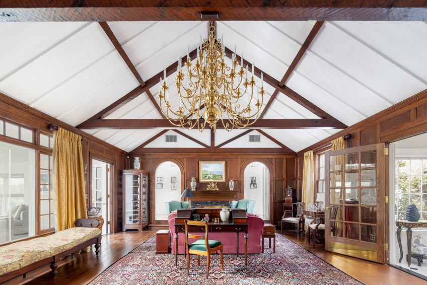 The Point - 16 Point Road, Bellport Village, New York, NY, USA - 11