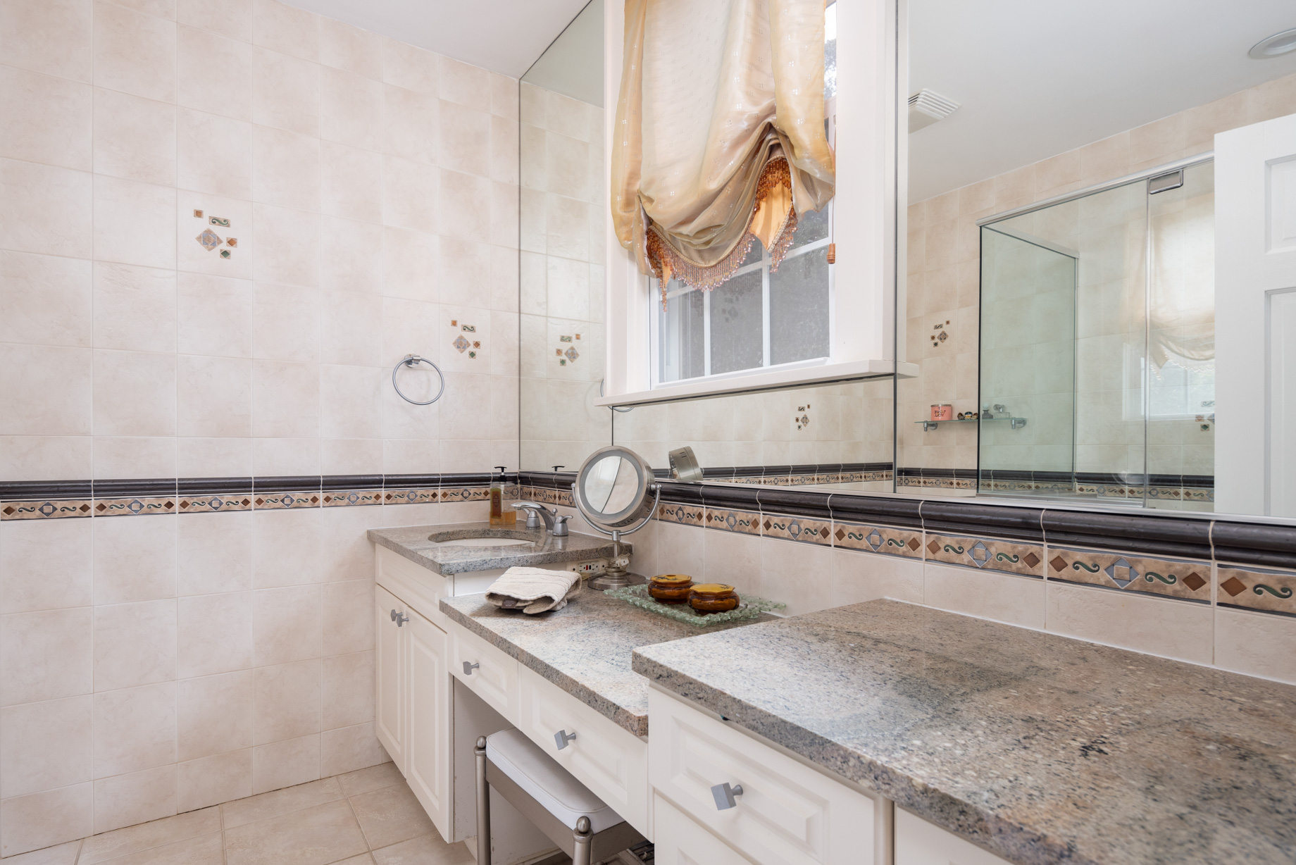 The Point – 16 Point Road, Bellport Village, New York, NY, USA – 22