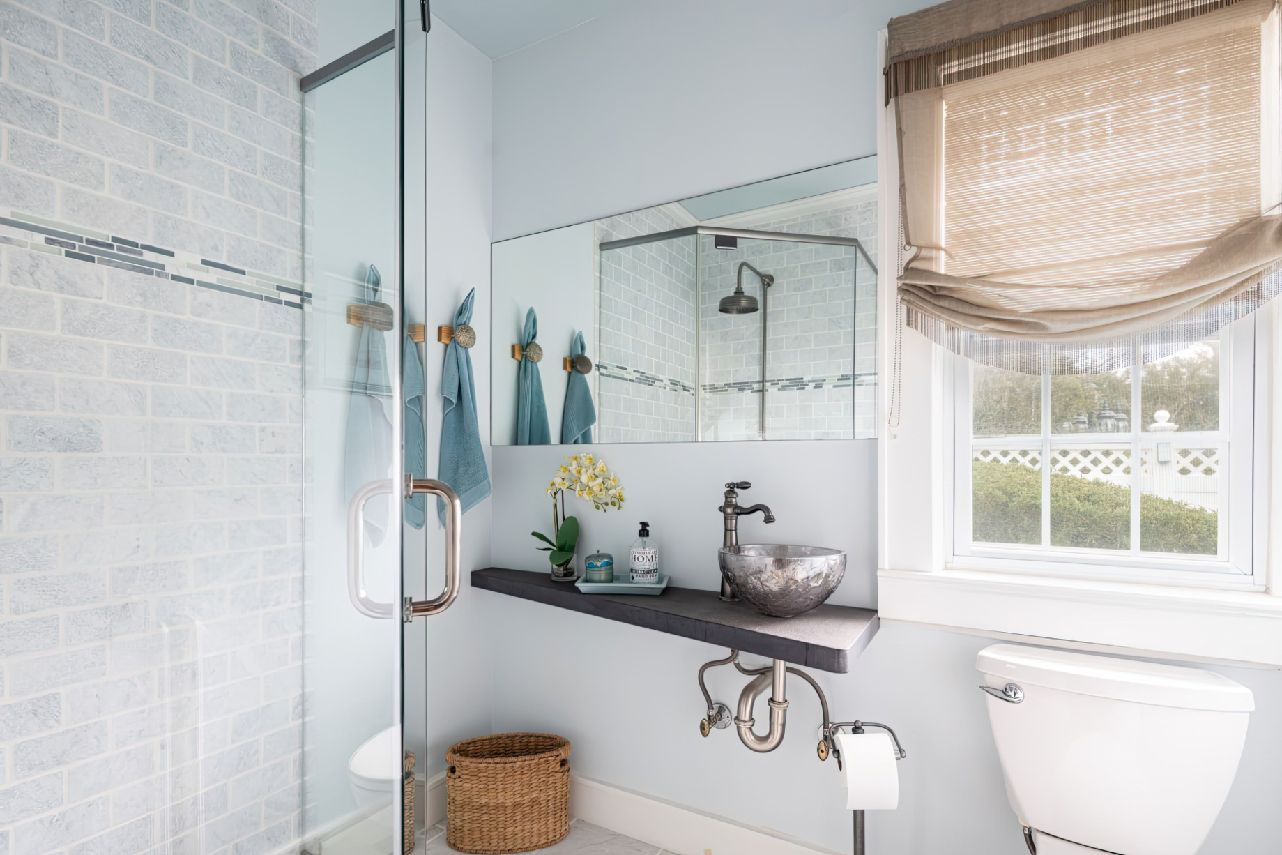 The Point – 16 Point Road, Bellport Village, New York, NY, USA – 29