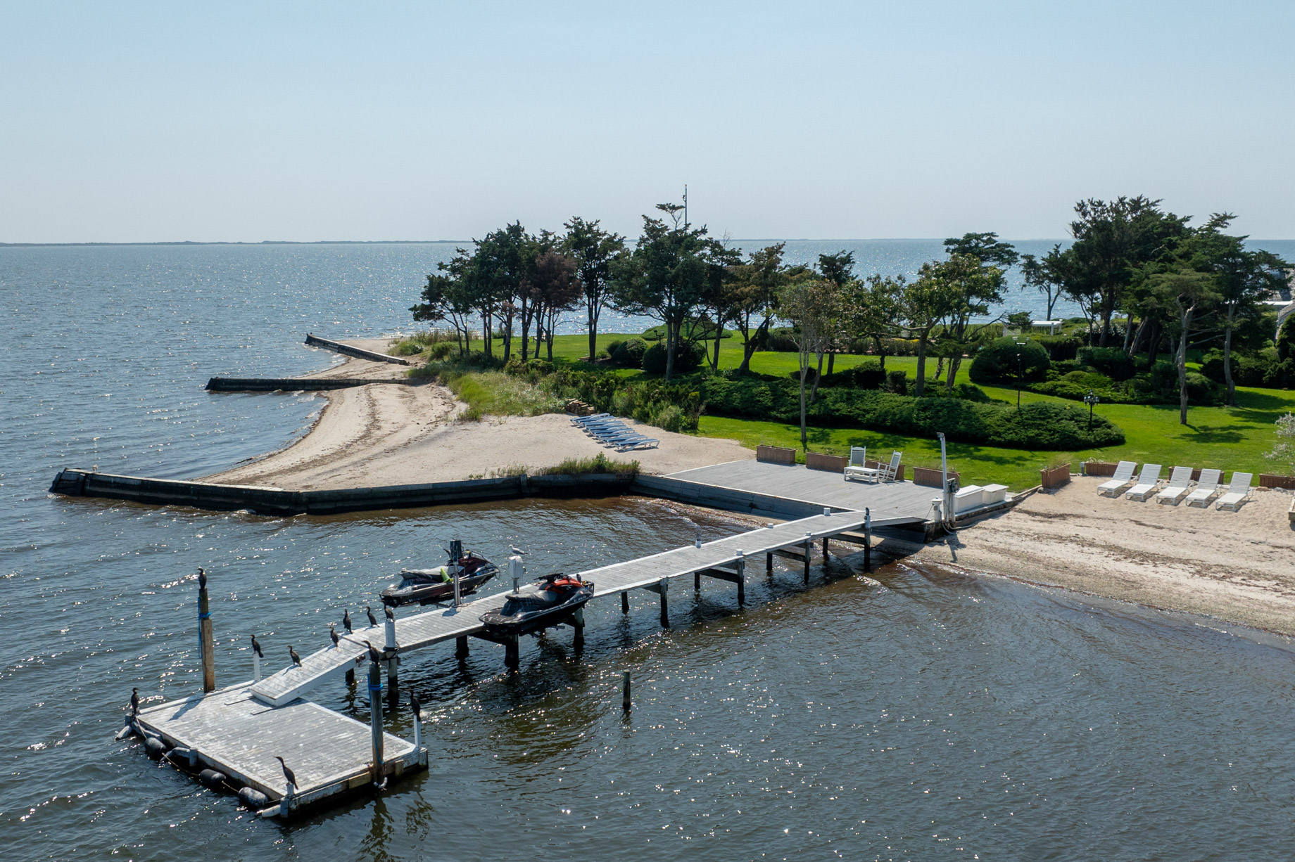 The Point – 16 Point Road, Bellport Village, New York, NY, USA – 33