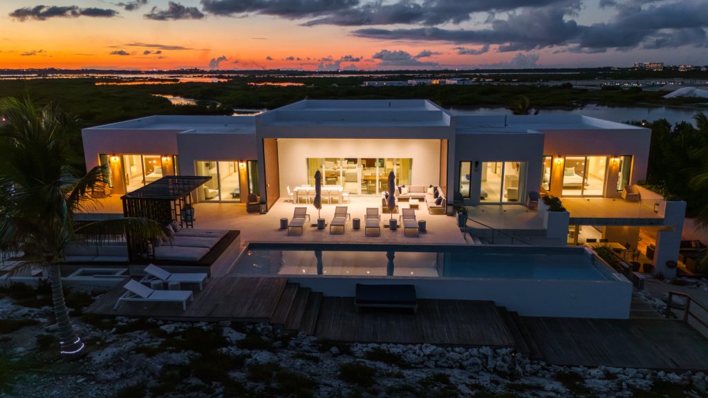 Tip Of The Tail Villa - 550 Turtle Tail Dr, Long Bay Hills, Turks & Caicos Islands - 58