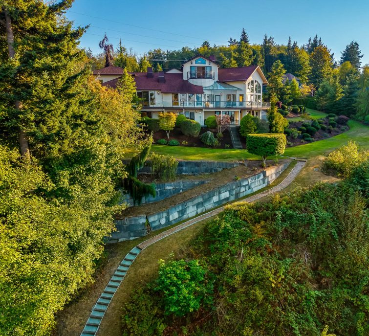 4002 Oakes Avenue, Anacortes, WA, USA - Washington Luxury Real Estate - 3