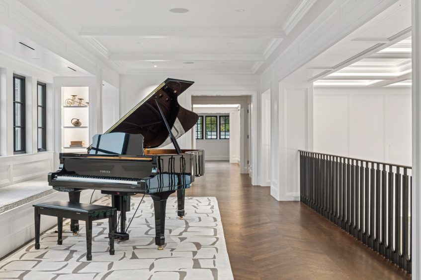 Lake Point Estate - 2770 Gale Road, Wayzata, MN, USA - 103 Lake Point Estate - 2770 Gale Road, Wayzata, MN, USA - 103