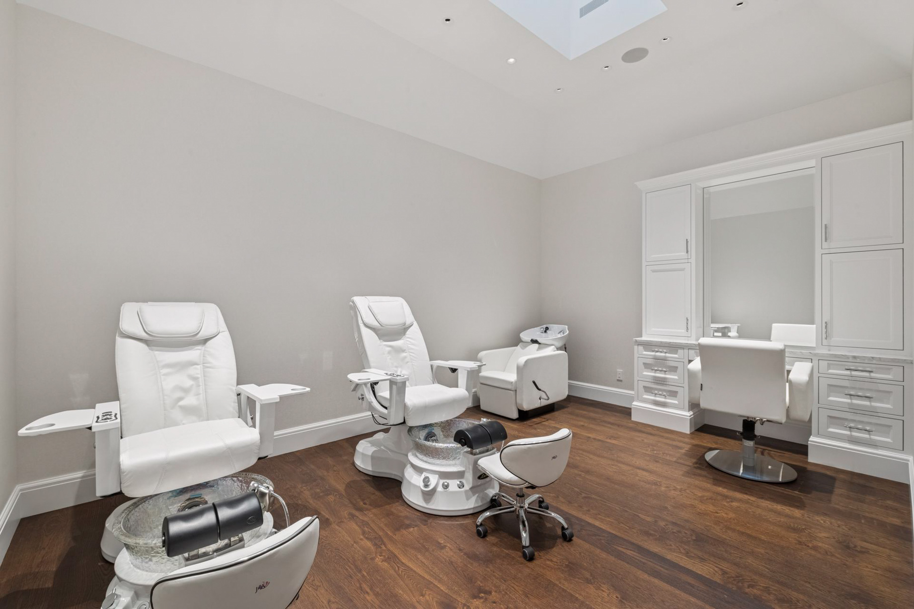 Lake Point Estate – 2770 Gale Road, Wayzata, MN, USA – 127