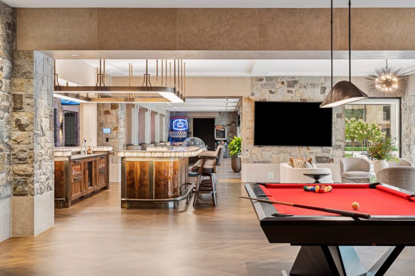 Lake Point Estate - 2770 Gale Road, Wayzata, MN, USA - 138 Lake Point Estate - 2770 Gale Road, Wayzata, MN, USA - 138