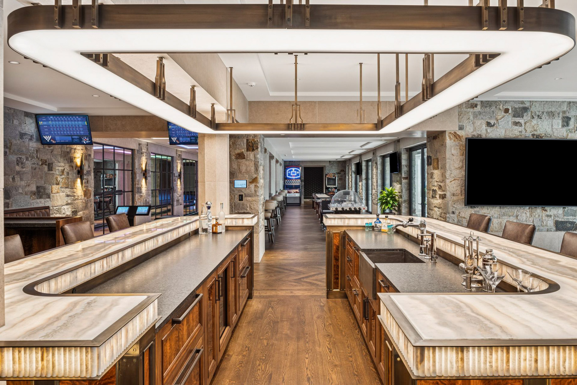 Lake Point Estate – 2770 Gale Road, Wayzata, MN, USA – 146