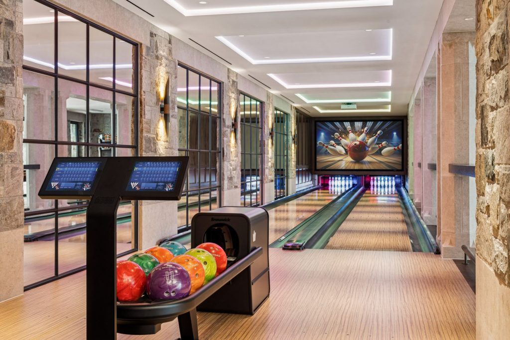 Lake Point Estate - 2770 Gale Road, Wayzata, MN, USA - 151 Lake Point Estate - 2770 Gale Road, Wayzata, MN, USA - 151