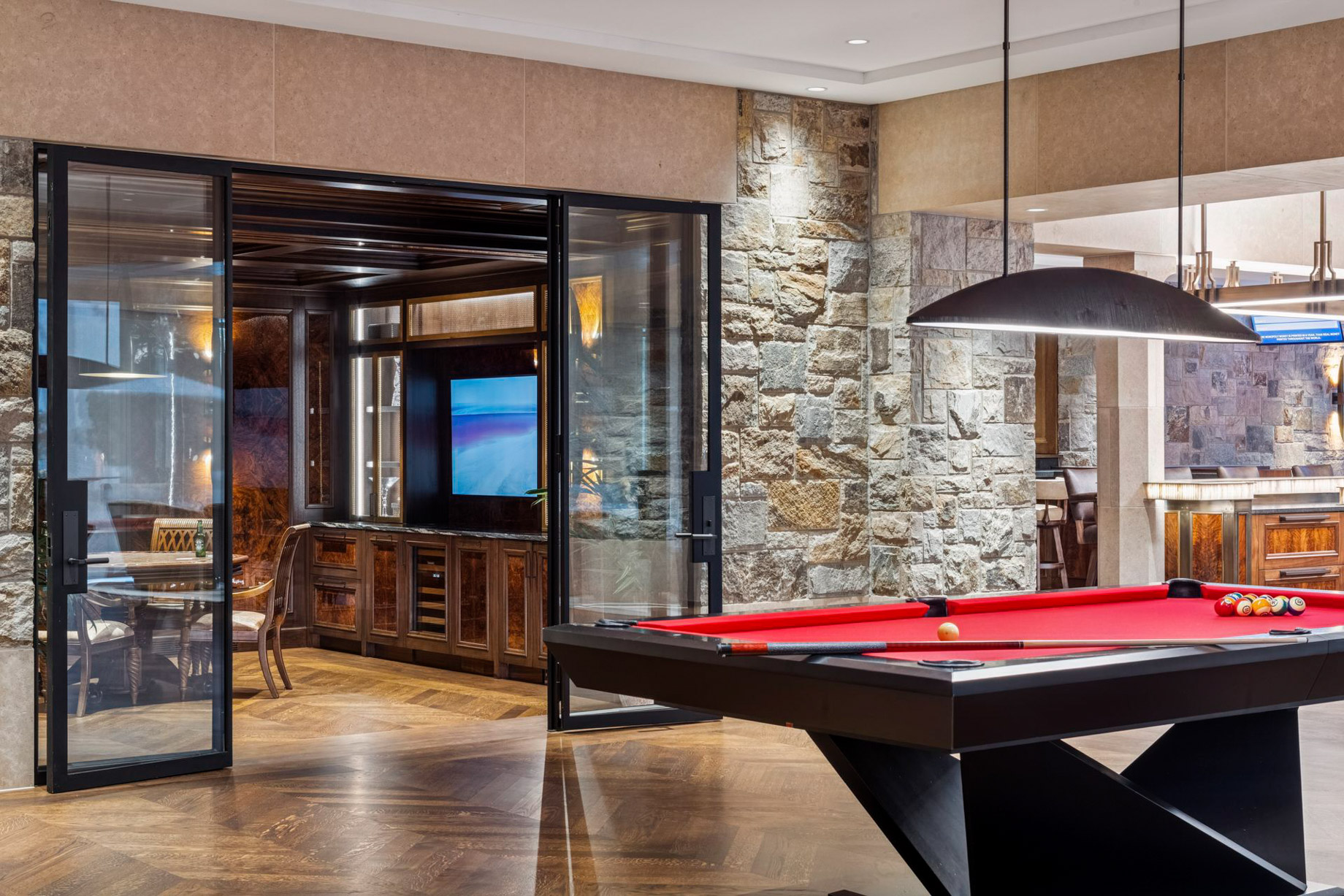 Lake Point Estate – 2770 Gale Road, Wayzata, MN, USA – 161